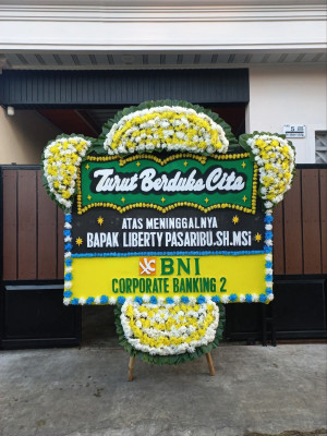 Papan Bunga Duka di Kisar Utara